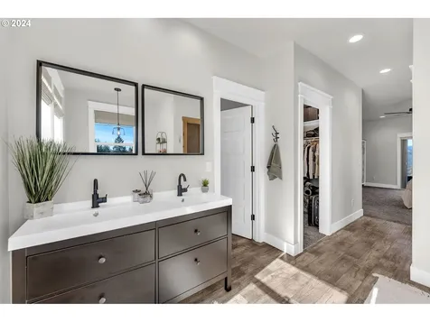 9705 NE 425th Street Woodland WA 98674