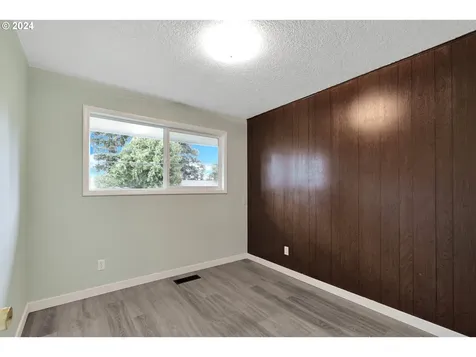 1609 SE 139th Avenue Portland OR 97233