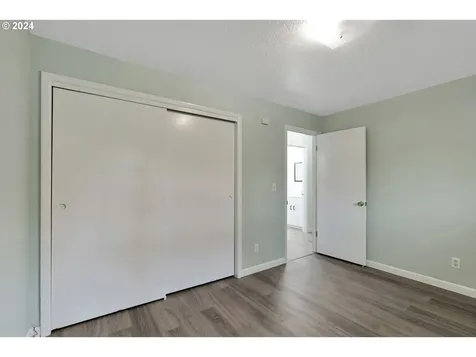 1609 SE 139th Avenue Portland OR 97233