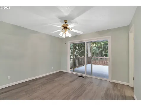 1609 SE 139th Avenue Portland OR 97233