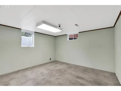 1609 SE 139th Avenue Portland OR 97233