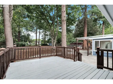 1609 SE 139th Avenue Portland OR 97233