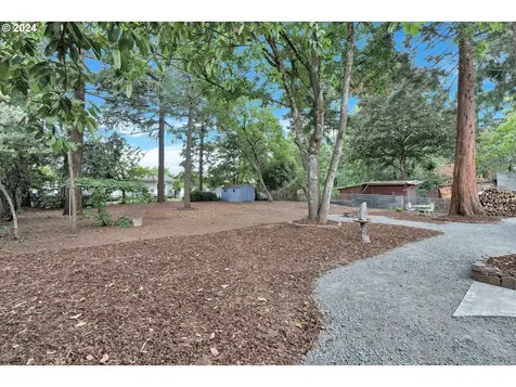1609 SE 139th Avenue Portland OR 97233