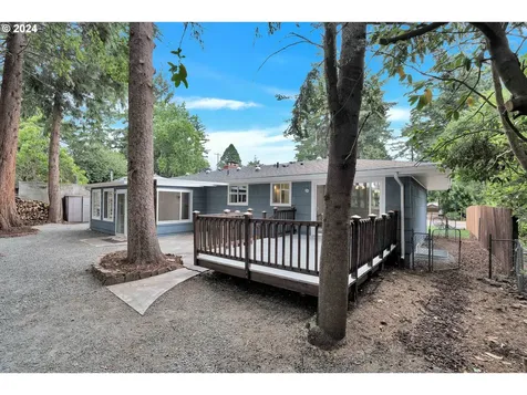 1609 SE 139th Avenue Portland OR 97233