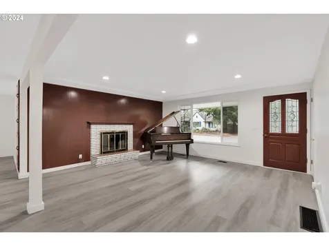 1609 SE 139th Avenue Portland OR 97233