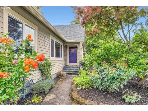 4611 Se Malden Drive Portland OR 97206