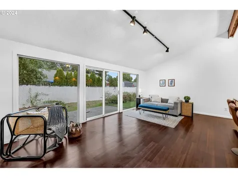 1923 SE Talton Avenue Vancouver WA 98683