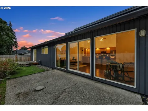 1923 SE Talton Avenue Vancouver WA 98683