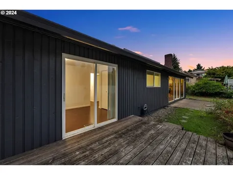 1923 SE Talton Avenue Vancouver WA 98683