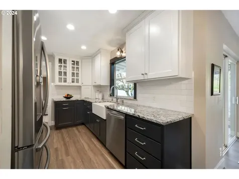 2261 NE 134th Place Portland OR 97230