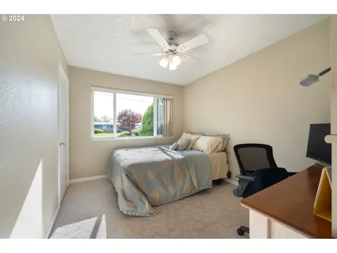 2261 NE 134th Place Portland OR 97230