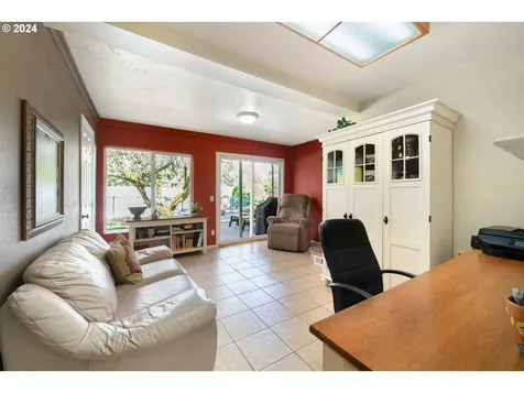 2261 NE 134th Place Portland OR 97230