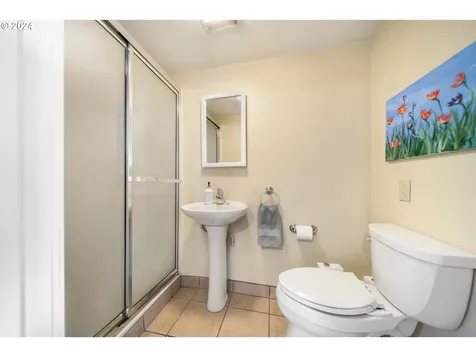 2261 NE 134th Place Portland OR 97230