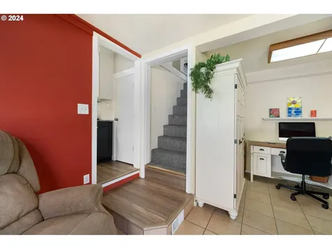 2261 NE 134th Place Portland OR 97230