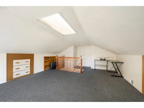 2261 NE 134th Place Portland OR 97230