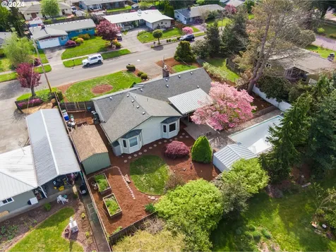 2261 NE 134th Place Portland OR 97230
