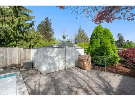 2261 NE 134th Place Portland OR 97230