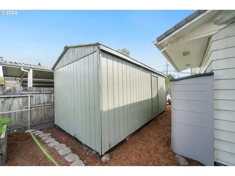 2261 NE 134th Place Portland OR 97230