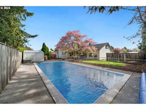 2261 NE 134th Place Portland OR 97230