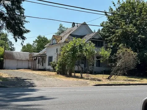 1627 W Main Street Cottage Grove OR 97424