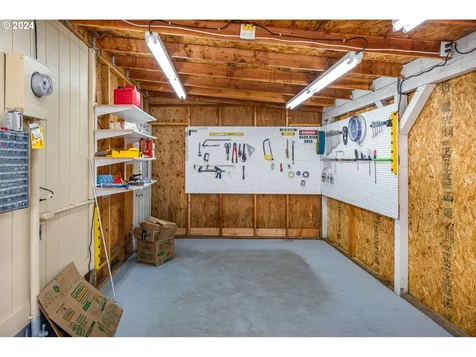 3605 Duke Street Springfield OR 97478