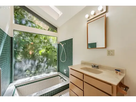 12924 Se Knapp Street Portland OR 97236
