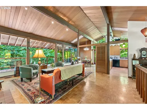 12924 Se Knapp Street Portland OR 97236