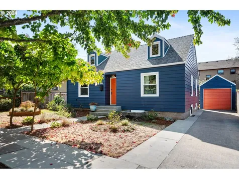 3822 SE Franklin Street Portland OR 97202