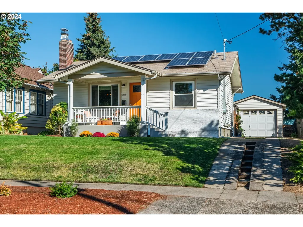 6949 Ne Stanton Street Portland OR 97213