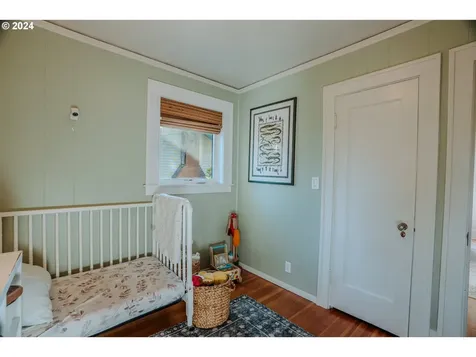 6949 Ne Stanton Street Portland OR 97213