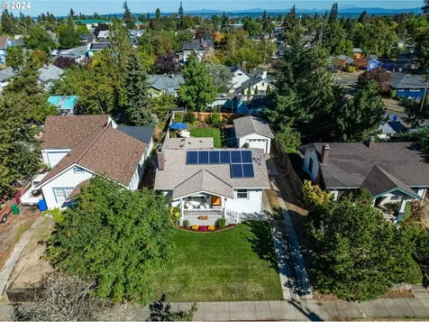 6949 Ne Stanton Street Portland OR 97213
