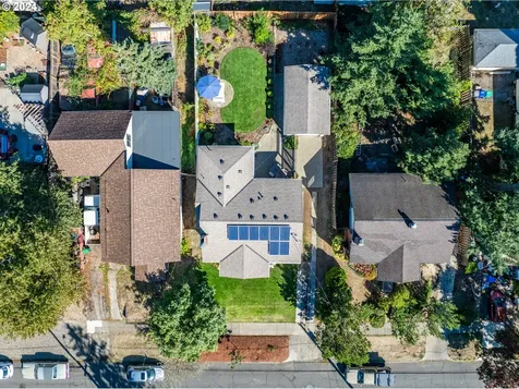 6949 Ne Stanton Street Portland OR 97213