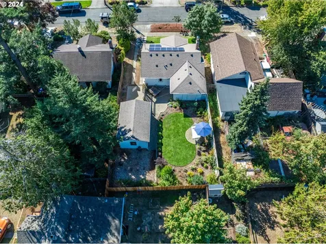 6949 Ne Stanton Street Portland OR 97213