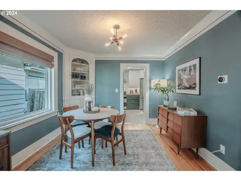 6949 Ne Stanton Street Portland OR 97213