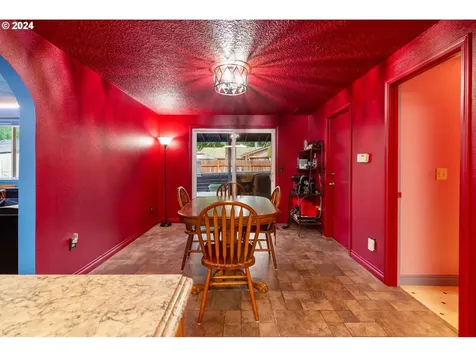 14204 NE Piper Road Vancouver WA 98684