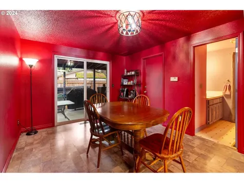 14204 NE Piper Road Vancouver WA 98684