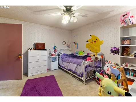 14204 NE Piper Road Vancouver WA 98684