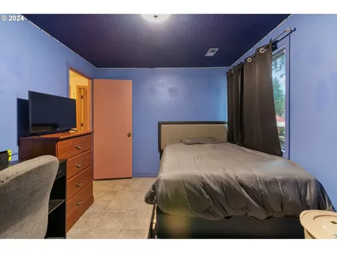 14204 NE Piper Road Vancouver WA 98684