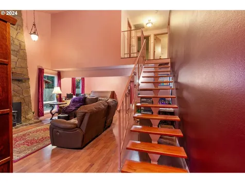 14204 NE Piper Road Vancouver WA 98684
