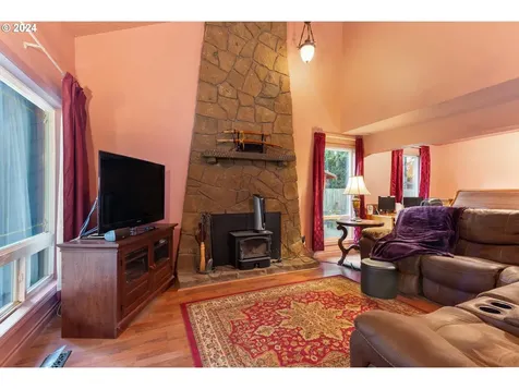 14204 NE Piper Road Vancouver WA 98684