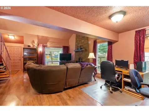 14204 NE Piper Road Vancouver WA 98684