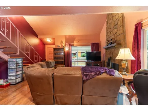 14204 NE Piper Road Vancouver WA 98684