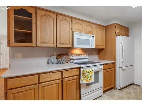 2743 Tulip Street Eugene OR 97408