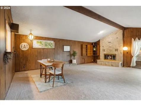 2743 Tulip Street Eugene OR 97408