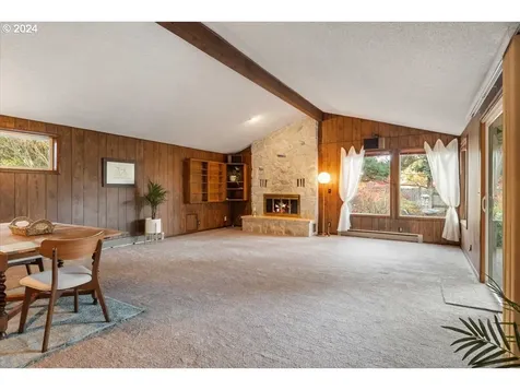 2743 Tulip Street Eugene OR 97408
