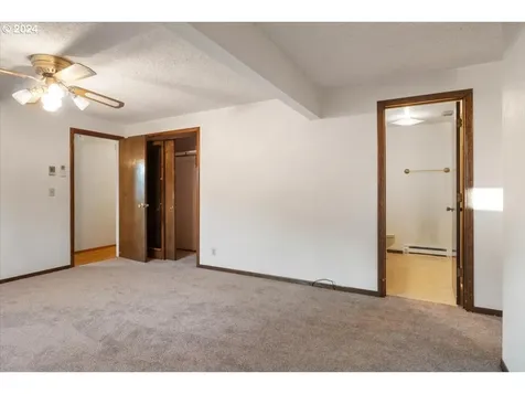 2743 Tulip Street Eugene OR 97408