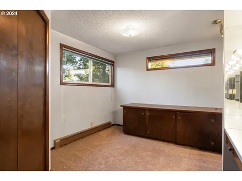 2743 Tulip Street Eugene OR 97408