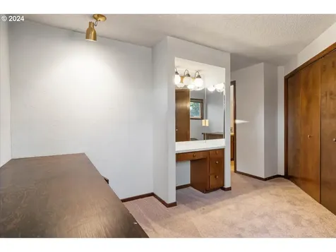 2743 Tulip Street Eugene OR 97408