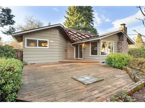 2743 Tulip Street Eugene OR 97408