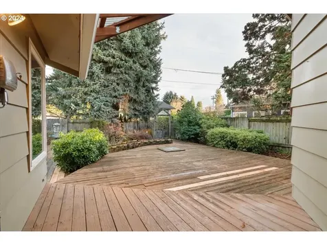2743 Tulip Street Eugene OR 97408